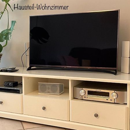 Ferienwohnung Von Luehmann Niebull Bagian luar foto