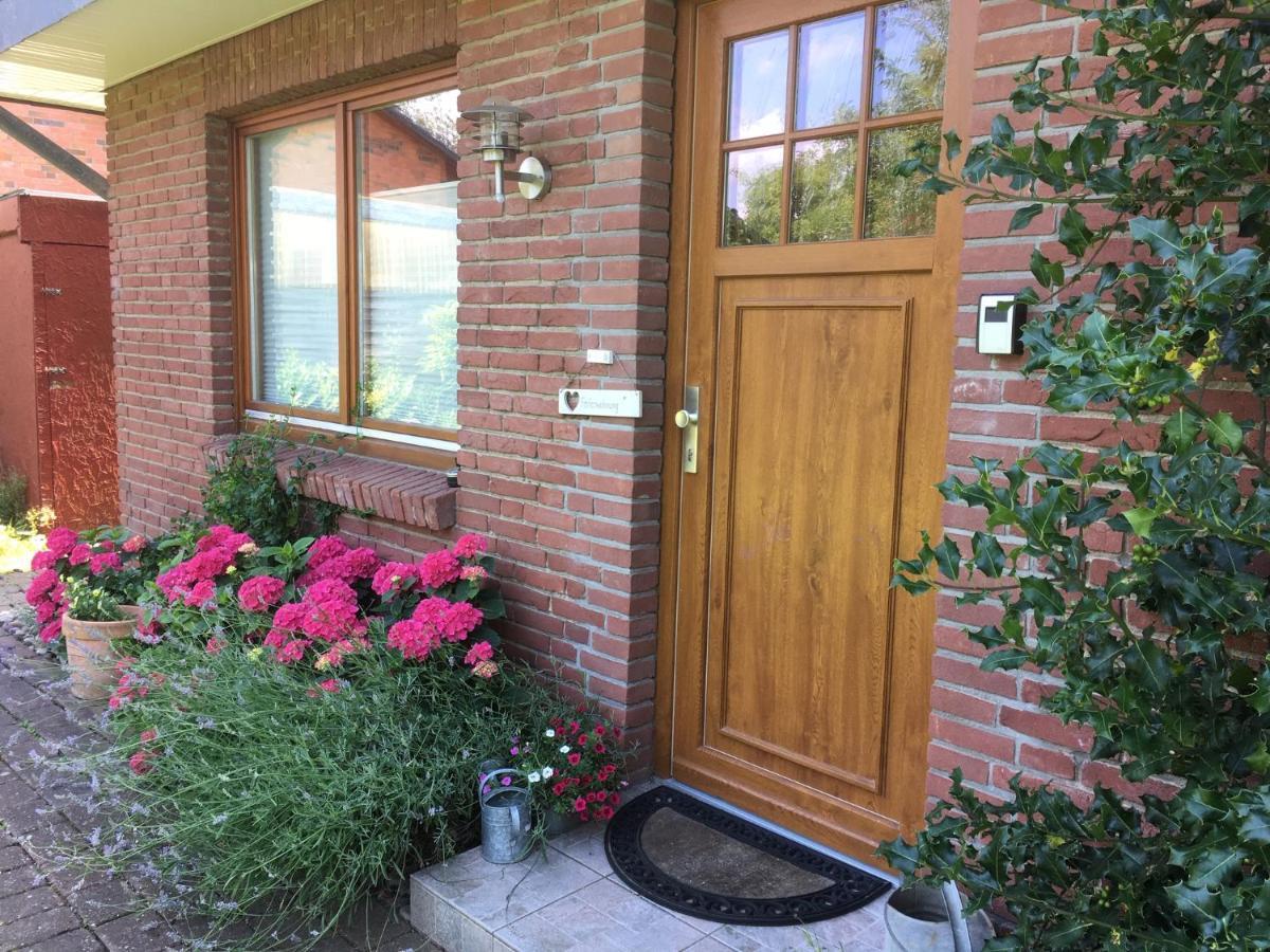 Ferienwohnung Von Luehmann Niebull Bagian luar foto