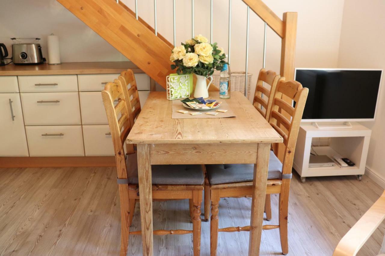 Ferienwohnung Von Luehmann Niebull Bagian luar foto